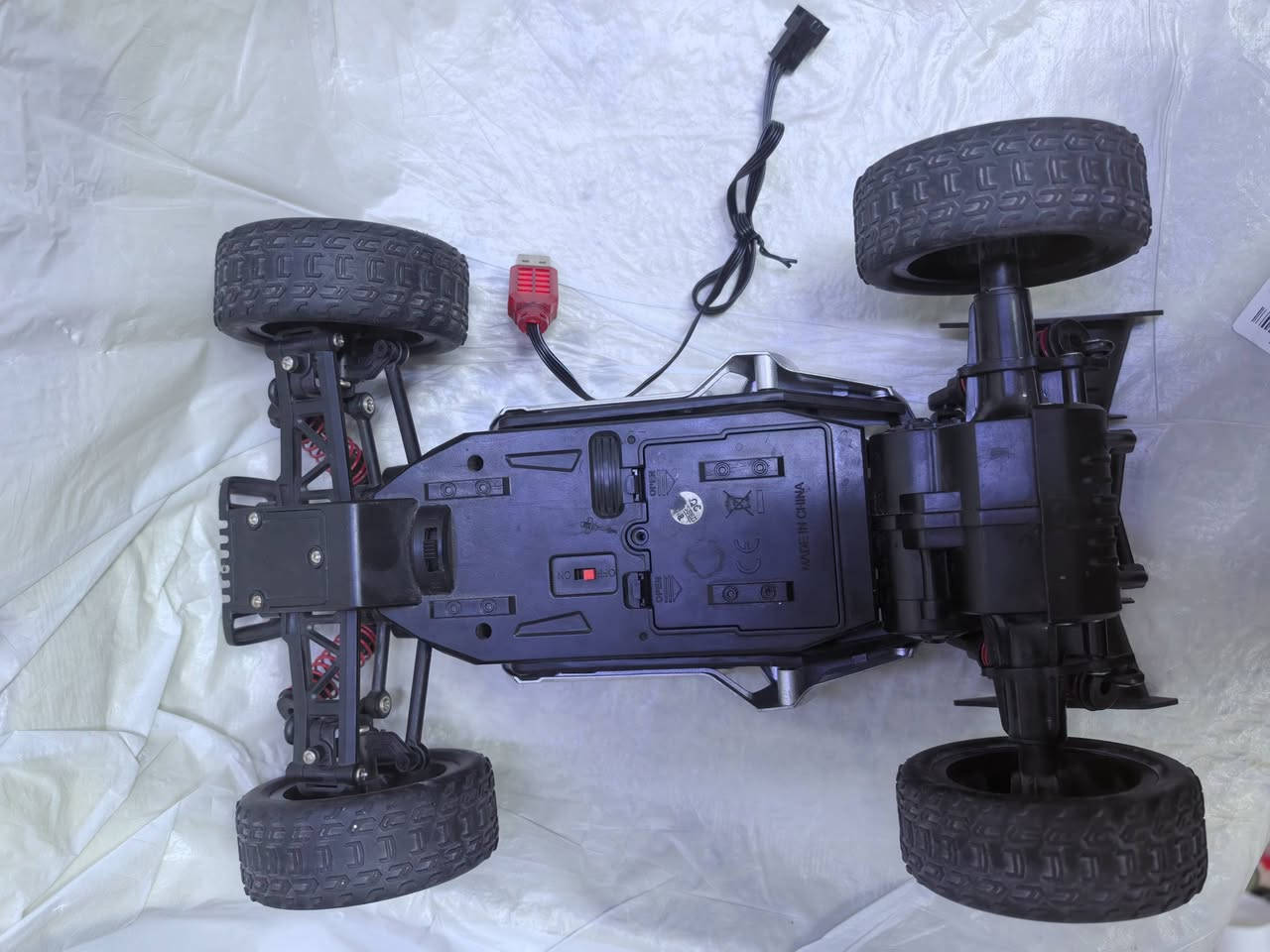 ب15 الف ناقصه ريمونت 
معاه الشاحن


**إذا كنت صاحب هذا الإعلان وتريد حذفه لأي سبب، رجاءا أرسل رسالة إلى الدعم الفني**