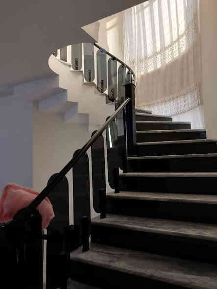 🌹على بركة الله 🌹🌹

🟢دار ركن للبيع في الفلوجة حي نزال خلف دائرة مجاري الفلوجة
🔴طابو صرف سند   
⭕المساحة: ٢٣٠ م
🟢بناء طابوق حديث
🟢ركن شارع:١٢م❌١٠ م

🟢مشيدات الدار للطابق الاول
غرفة نوم وصالة واستقبال ومطبخ وحمام وصحيات مناور
🟢الطابق الثاني
ثلاث غرف نوم وصالة وصحيات 

🔷سعر البيع : ٣٤٠ مليون دينار مع المجال 
‏‎
🟢مكتب دار السلطان للعقار
العنوان فلوجة الجغيفي الثانية بداية شارع جامع فاطمة
للاستفسار الاتصال على الأرقام التاليه
***********
***********
***********
