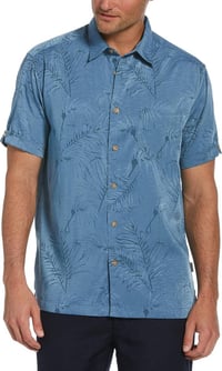 ملابس • للبيع • لكل قطعة