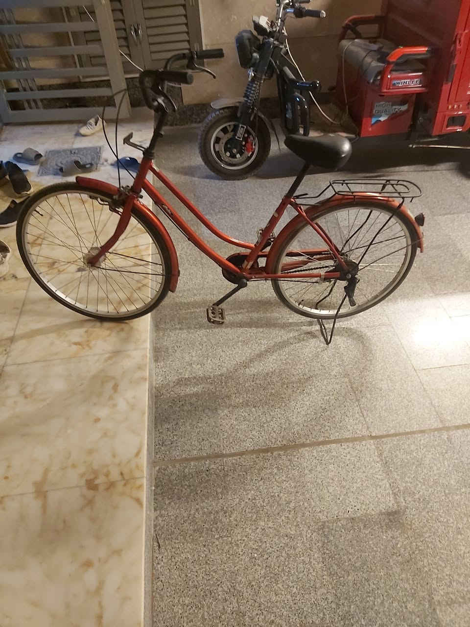 السلام عليكم باسكل للبيع حجم 26 موديل 2020 الباسكل مكفول السعر 110 و بي مجال مكاني  الامين الثانيه


**إذا كنت صاحب هذا الإعلان وتريد حذفه لأي سبب، رجاءا أرسل رسالة إلى الدعم الفني**