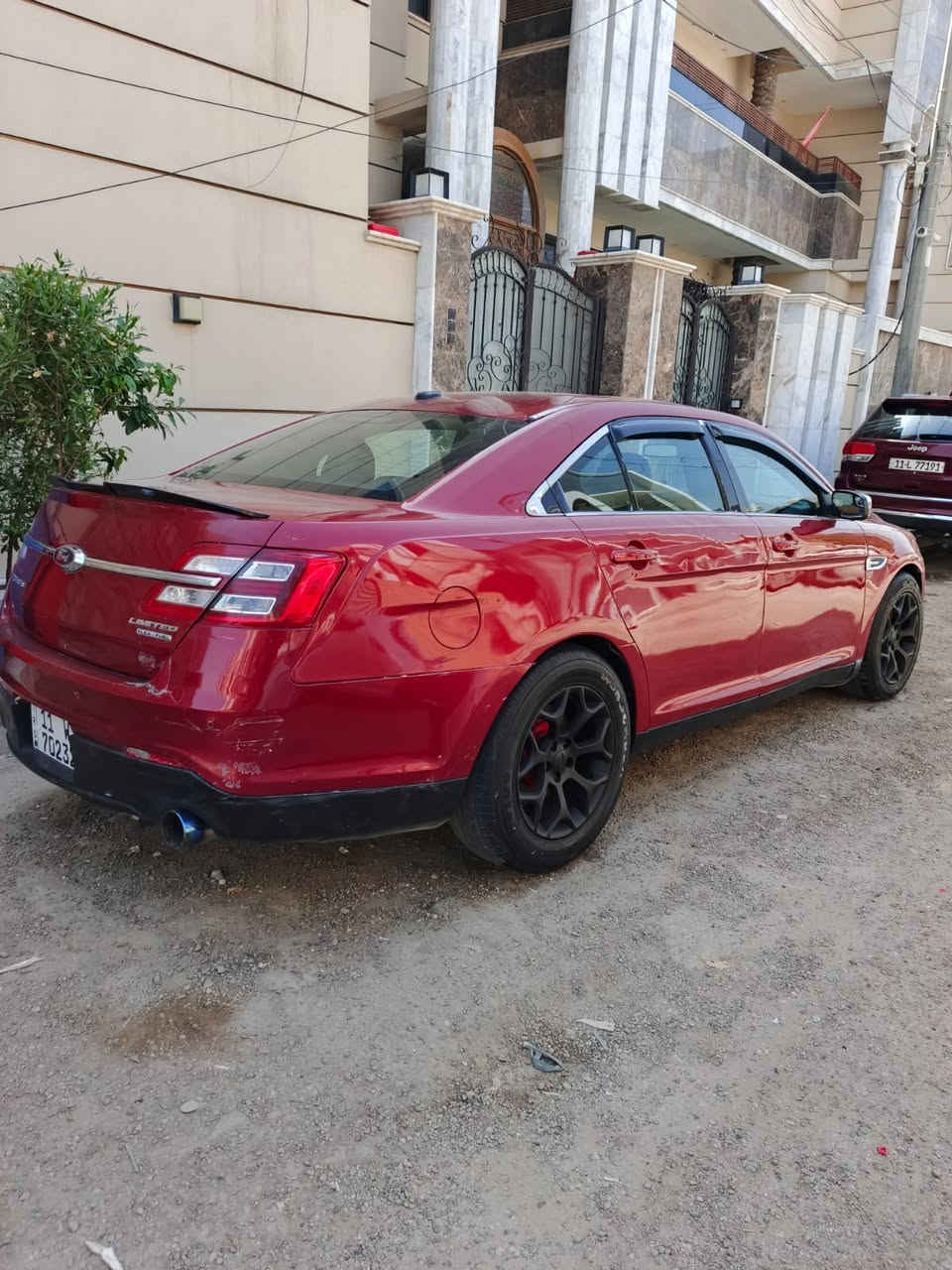 السلام عليكم
​🚗 للبيع مستعجل بسعر مناسب فورد تورس لمتد فلكس فويل موديل 2013 امريكي
​حادث خفيف لا لغد ولا شاصي ، بيها 3 او 4 قطع صبغ ممتأكد ابيع حزام منعاً للاحراج
​رقم بغداد الحديث هزه جديده سنويه جديده – السياره بأسمي
​المكينة 6 سلندر 3500 مكفولة بدون فتح – كير مكفول
​كشنات جلد كهربائية بالكامل مع خزن الوضعيات ميموري غرفة جديدة
​تخم تاير تايوان جديد – ويل رياضي – صالنصات رياضي
​شاشة بلاد حساسات كامرة خلفية دوارة – نظام صوت سوني تحكمات ستيرن أشاير مري نيكل
​تبريد قطعتين تحكمات لمس جهتين منفصله منضومه جديده بالضمان
​السيارة جاهزه من كل الجوانب وبالخير على الي ياخذها
​💰السعر: 93$ وبي مجال بسيط
​📍 الموقع: بغداد – الدولعي
​📞للاستفسار: ***********
