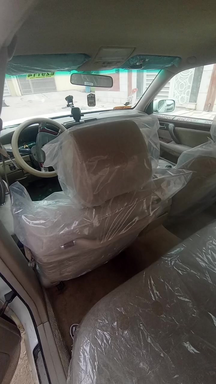 ملكة 2002
لؤلؤي 
رقم كركوك مامفحوصة 
كرستال اصل 
دكمتين
ديفور صغير 
سعر 65 مجال قليل جداً 
تفاصيل اكثر 
***********
