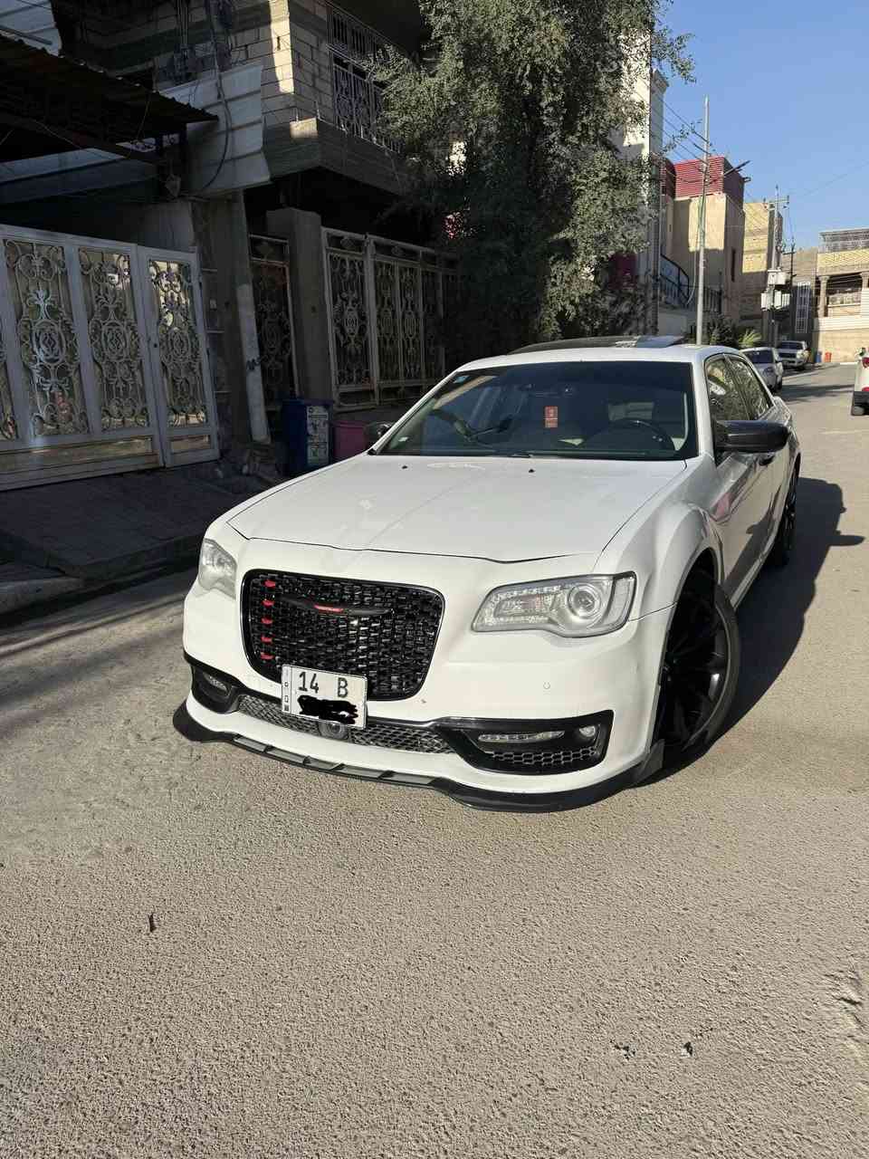 للبيع اوباما كرايسلر  2016 معلايه 2023 ( خليجي ) 
تو ويل  300 C هيمي (5700) 
ماشية السيارة 52 الف كيلو مو ميل 
( كفاله عامه ما عدا الدعاميات ) حته بارد مابيها
رقمها حلو بصره بأسمي الجديد تحويل ثاني يوم  
المواصفات : ( فول للأخير )
رادار 
نقطه عمياء
شفتات ستيرن 
بانوراما 
داخل جلد الخليجي يجي بيجي
برده خلفيه كهرباء
حساسات امامي خلفي
ويل قياس 20 أنج 
مقاعد أمامية كهربائية عدد 2  خزن وضعيات
مقاعد أمامية تبريد وتدفئة 
تشغيل عن بعد  
تدفئة ستيرن  
تدفئه وتبريد  اقداح

ملاحضه السيارة ما داخله استعراض وباقيه ستوك حته حجر البيئه موجود 
مكاني البصره ياسين خريبط  سعرها 200
***********
