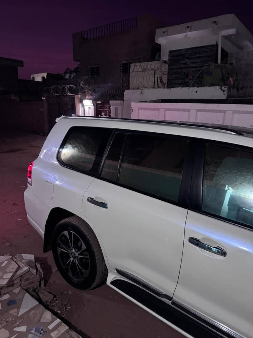 . كروزر موديل 14 مطور 21
. تطوير في الشارقه 
. القير اوتماتيك
. ممشي 113 حقيقي
. مكنه صغيره V6 بنزين
. بصمة جوه وبرا
. كراسي كهرباء مقاعد جلد
. ثلاجه درج مثبت سرعه ايرباق
. تكييف 3 مراحل تللج
. ترخيص تصديق تظليل 
. ترس وديفلوك حساسات اماميه وخلفيه
. خالي ملاحظات
. بوضع الشركه تقفل تفتح فل
. مكنه جربوكس فل
. مطلوب 190 تفاوض بسيط
. عمولة 2 مليار من المشتري
. مكان المعاينـــــة الخرطوم
تواصل 0115962709


**إذا كنت صاحب هذا الإعلان وتريد حذفه لأي سبب، رجاءا أرسل رسالة إلى الدعم الفني**