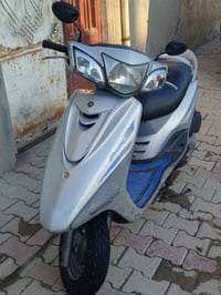 دراجه بريز بغبغاء نوزل للبيع الدراجه صاله شهر من نازله من الرمبه اي نق...