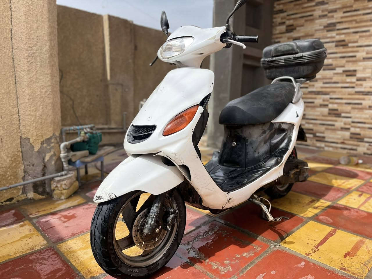 السلام عليكم
اكزز للبيع الدراجة نضيفة جداً وناعمه سلف وهندر كامله للاخير 
السعر 350 وبيه مجال بسيط 
***********
بابل مركز الحلة
