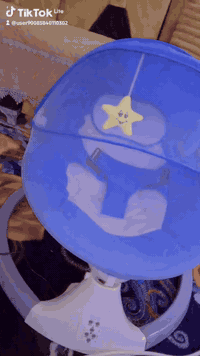 هزاز اطفال كهربائي ، يشتغل على بلاتوث اغاني اطفال منه وبي مجرد الهزاز مالته صاير ميهز يعني بيدكم وهوه يتصلح بس ما احتاجه كلش قليل الاستخدام ونضيف كلش رايدته ب 30 لان الجديد ب 95


**إذا كنت صاحب هذا الإعلان وتريد حذفه لأي سبب، رجاءا أرسل رسالة إلى الدعم الفني**