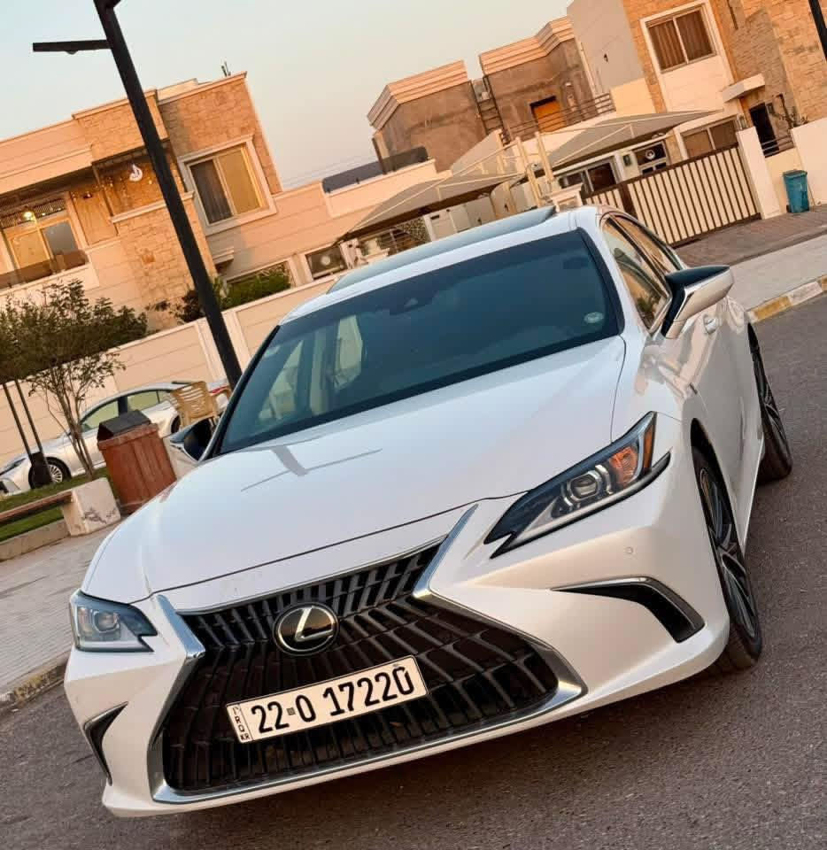 سلام عليكم السيارة للبيع نقد فقط
لكزز ES350 2022وارد امريكي 6سلندر
رقم اربيل هزة وسنوية ورقم جديد
.
💵السعر 360 وبيها مجال
.
مكفولة كفالة عامة مكفولة من الشخط والرصعات
المواصفات
تحكم شاشة السيارة كامل موس 
السيارة ماشية 10 الاف
لايت Led وعدسة زينون
كشنات كهرباء
ستيرن كهرباء
تحكم ستيرن وتحديد مسار وتوقف ذاتي
محرك 3500 V6
فتحة 
جنطة كهرباء وتفتح عن تحركة القدم
تبريد وتدفئة بلكشنات
شحن wifi
تبريد قطعتين 
انظمة سياقة 3
بصمة وتشغيل عن بعد
كشنات جلد
مري كهرباء واشارة ترحيب
..
•••••
مكان السيارة صلاح الدين تكريت
***********

