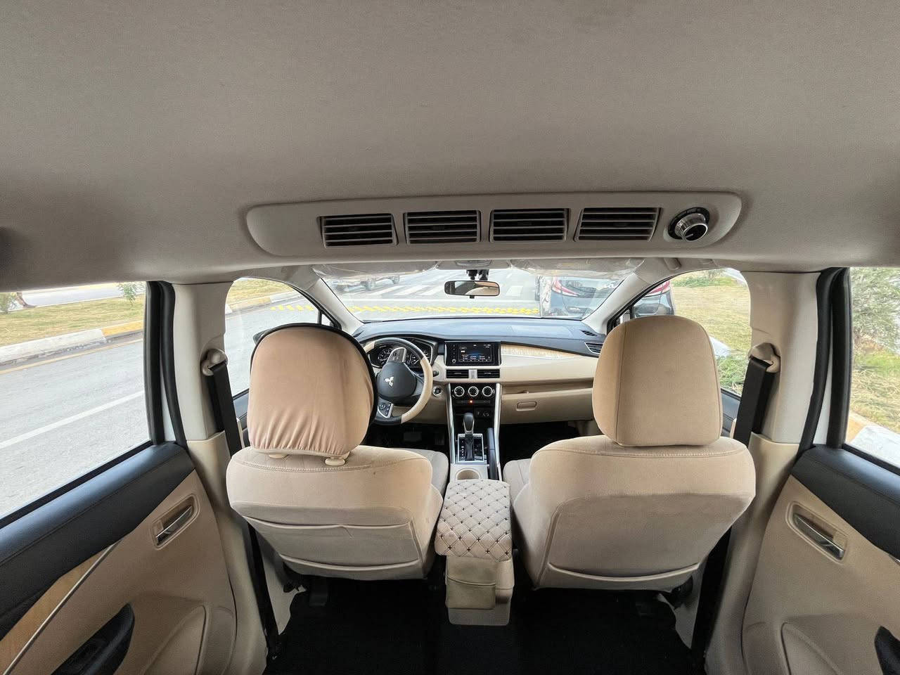 السلام عليكم ميتسوبيشي اكسباندر 2023 وارد خليجي ماشيه 19 الف السياره كفاله عامه عدا بارد بالصندوك تقريبآ شبر موضح بالصور مكفوله من الشخط والرصعات كير محرك حداديه مكفولات رقمها اربيل جديد هزه جديده تحويل ثاني يوم عارضها 155 وبيها مجال مكاني الانبار الفلوجه *********** بي واتساب وخاص مفتوح
