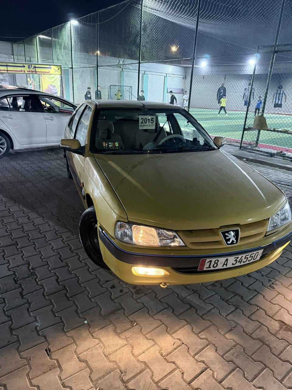 السلام عليكم
بيجو بارص 2015 سياره نضيفه و حلوه كلشي جاهز بيها سياره بسمي مداوه ثاني يوم بيها بنيد مبدل و هلالات خلفيه معمره عنوان بغداد الاربع شوارع ***********
