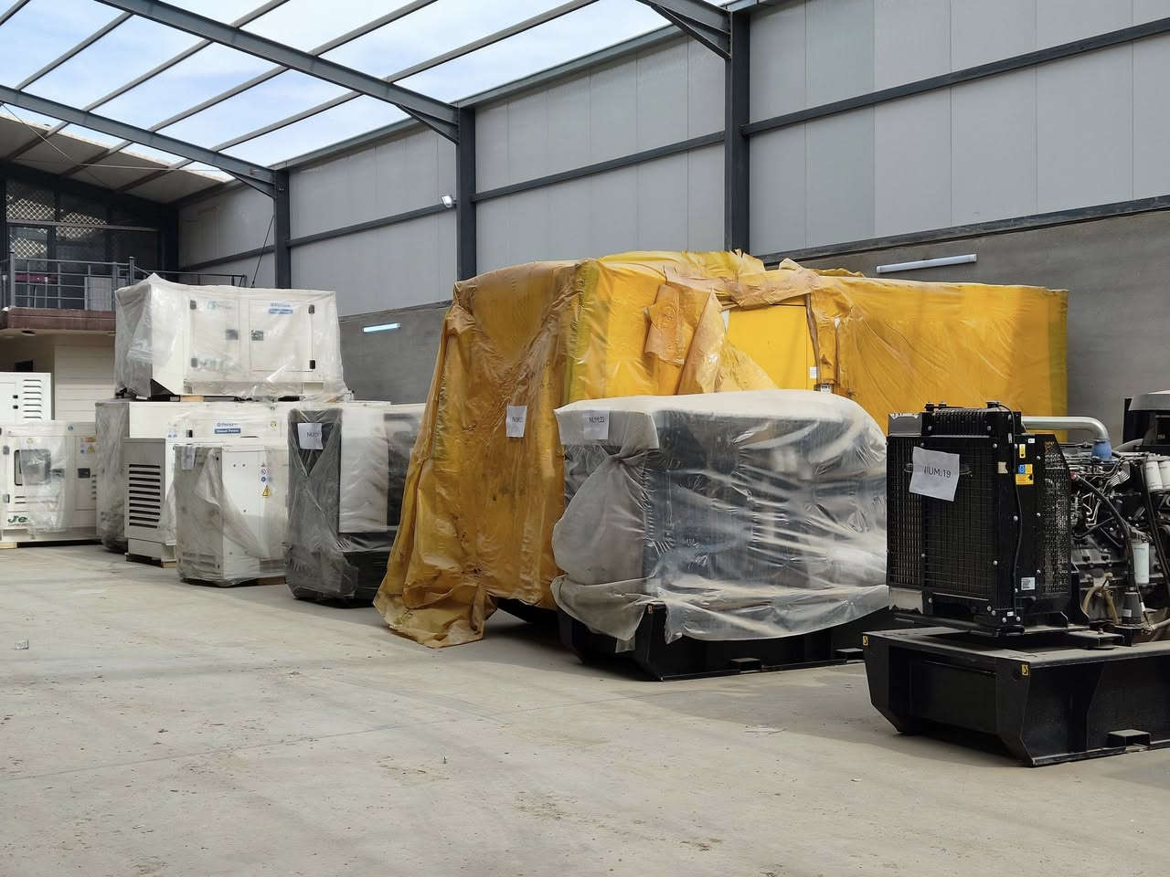 نعرض على زبائننا الكرام وصول وجبة جديدة 

انسب الاسعار واطول فترة ضمان واعلى المواصفات 

جاهزة حاليآ  بيركنز الاصلي مع شهادة منشأ مصدقة
توليد ليروي سومير فرنسي leroy somer 🇫🇷🇫🇷 الاصلي
او mecc alte الاصلي ايطالي
او استان فورد بريطاني
شاشة دبسي DSE 
     
مع كابينة كاتم بعوازل وبنسبة عزل عالية 9️⃣0️⃣ ‎%‎

وملائمة للأجواء العراقية الحارة من حيث المنشأ🔆🌞🌞

🛑 ضمان سنة بدون عدد ساعات اي مفتوح ساعات التشغيل.

ولمزيد من المعلومات يرجى التفضل بالأتصال على الارقام التالية :
***********
***********
العنوان /  كركوك حولي صناعة الجديدة

كما وتتوفر لدينا الاحجام 
22 kva -33 kva - 50 kva - 66 kva - 88 kva - 110 kva - 150 kva - 165 kva - 180 kva -200 kva -220 kva -250 kva -275 kva - 300 kva -350 kva - 400 kva -450 kva -500 kva -550 kva -600 kva -650 kva -700kva -800 kva -1000 kva -1250 kva 1500 kva - 2000 kva
