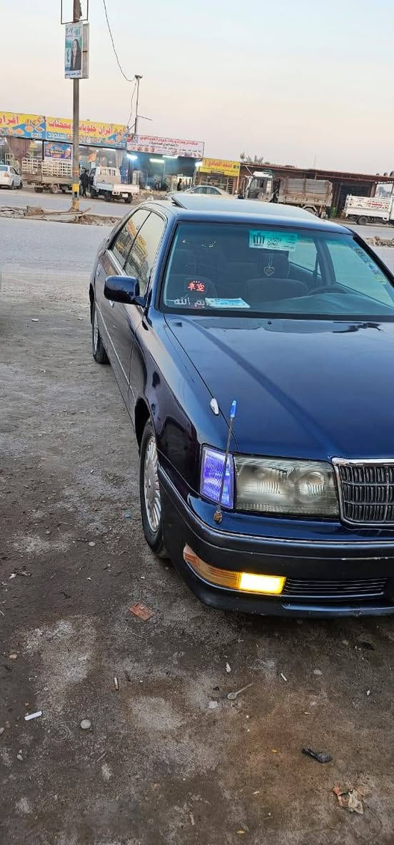 السلام عليكم راس الثور للبيع كشنات كهرباء فتحه كصت قماره فقط مكفوله من نقل جثه  موديل 1996 رقم انبار مداور ثاني يوم مكينه فيشتين مكينه او كير بل جيس حداد بل جيس تبريد ثلج تخم تاير جديد السعر ٨٧ او بيها مجال قليل قليل العنوان نجف كوفه قرب معمل الببسي رقم ***********
