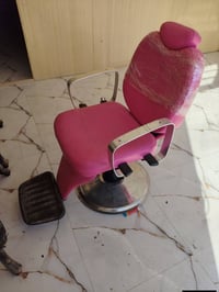 كرسي • الخاجيه شارع 40 • ما بيه عطل