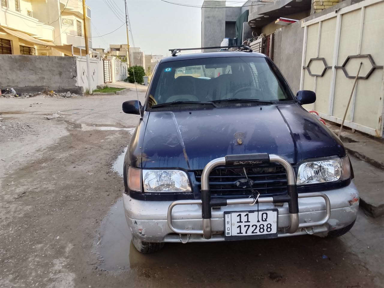 السلام عليكم. رمضان كريم  على الجميع 
كيه سبوىتج موديل 95 باسميه  سنويه جديده وهزه جديده.     السياره كير محرك.  خير من الله 
  باتري جديد  تبريد شغال  يعوزه شويه ترتيب سعره 40ورقه    مكانه بغداد الدوره  ***********
