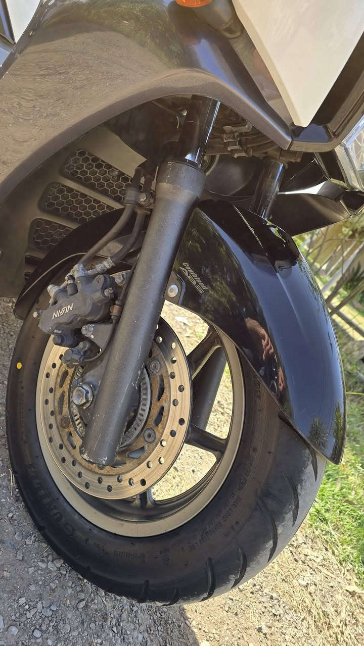 سلام عليكم سباب عندي دراجة هوندا فاز 0/11 موديل 2013 ماشية 67 ألف درجة كلش حلوه هواية سعر 12$ ورقة وبيهه مجال بصيط مكان دراجة بغداد المدان رقمي *********** غير متواجد على الفيس واتساب او تصال واني خادم
