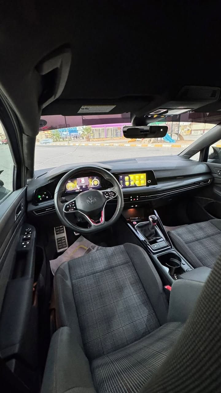 فولكس فاغن كولف GTI S موديل 2024. 

⚠️⚠️⚠️بيع فقط فقط بيع اعتذر عن المراوس 

انسب سعر كير عادي Manual
محرك 2.0 تيربو – 4 سلندر
قوة 292 حصان
دفع أمامي FWD
تسارع 0-100 خلال 4.8 ثانية
اللون الخارجي أسود لامع
داخلية أسود وأحمر رياضي
ممشى 32 ألف كم
شاشة 8.25 إنچ تدعم Apple CarPlay و Android Auto
نظام صوتي 7 سماعات
شحن لاسلكي + USB-C
مقاعد مدفأة + مقود جلد رياضي
تبريد أوتوماتيك دبل
جنوط 18 إنچ
لايتات LED أمامية وخلفية
دفرنش Limited Slip
ويل كولف R أصلي
أنظمة الأمان
IQ Drive
تنبيه مغادرة المسار
مراقبة النقطة العمياء
فرملة طوارئ
كاميرا خلفية + حساسات
6 ايربگ + نظام ثبات
الحادث: جاملغ السائق وطرف البنيد مبدلات، وشوية صبغ بباب السائق
السيارة مبرمجة وجاهزة
طلقات سرعة + تيربو + رون وكت أوف

مكان السيارة: الديوانيه *********** 
***********
او المراسلة على الخاص 

السعر 170$

