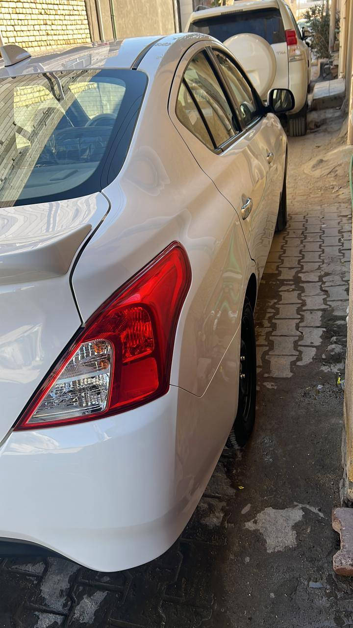 السلام عليكم لبيع نيسان صني هندي موديل 2024 اقتصاد 
استطاع مباشر رقم بغداد السياره كفاله
لستفسار انتصل السعر 116
***********
