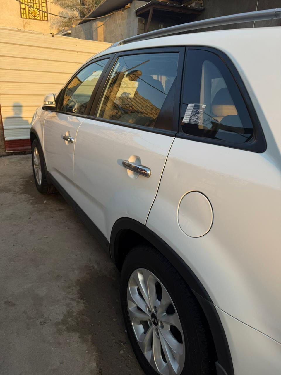 س ع سياره سورنتو مديل 14 خليجي مكفوله كفاله عامه رقم بصره السنويه لحد ٢٧ ماشيه ١٦٨ الف  مواصفات ٤ سلندر حساسات اماميه خلفيه  دوشمه جديده الف دينار ماتخسر عليه تحكم ستيرن السياره جديده استخدام شخصي مري شفط ٣ قط تبريد تحويل  شرط اللي ياخذه يحول تخم تاير جديد لايت زنون ملظومه جديده زنون السعر ١٧٠ وبيه مجال للمشتري مكاني بصره قضاء المدينه بني منصور ابو غريب الاستفسار ***********
