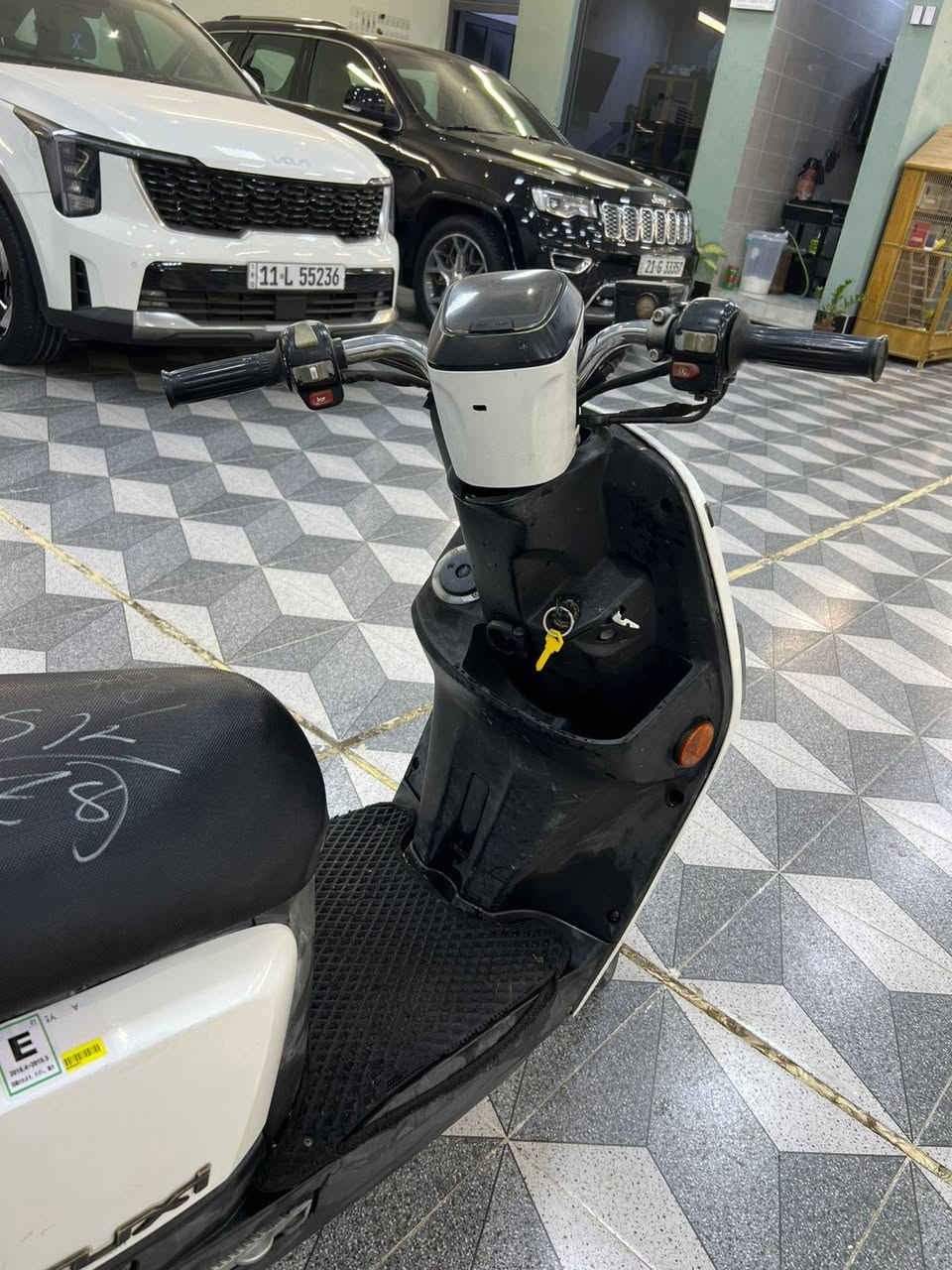 السلام عليكم دراجه بوليسي للبيع رمبه 2012 سعر 1,100 ديالى ***********
