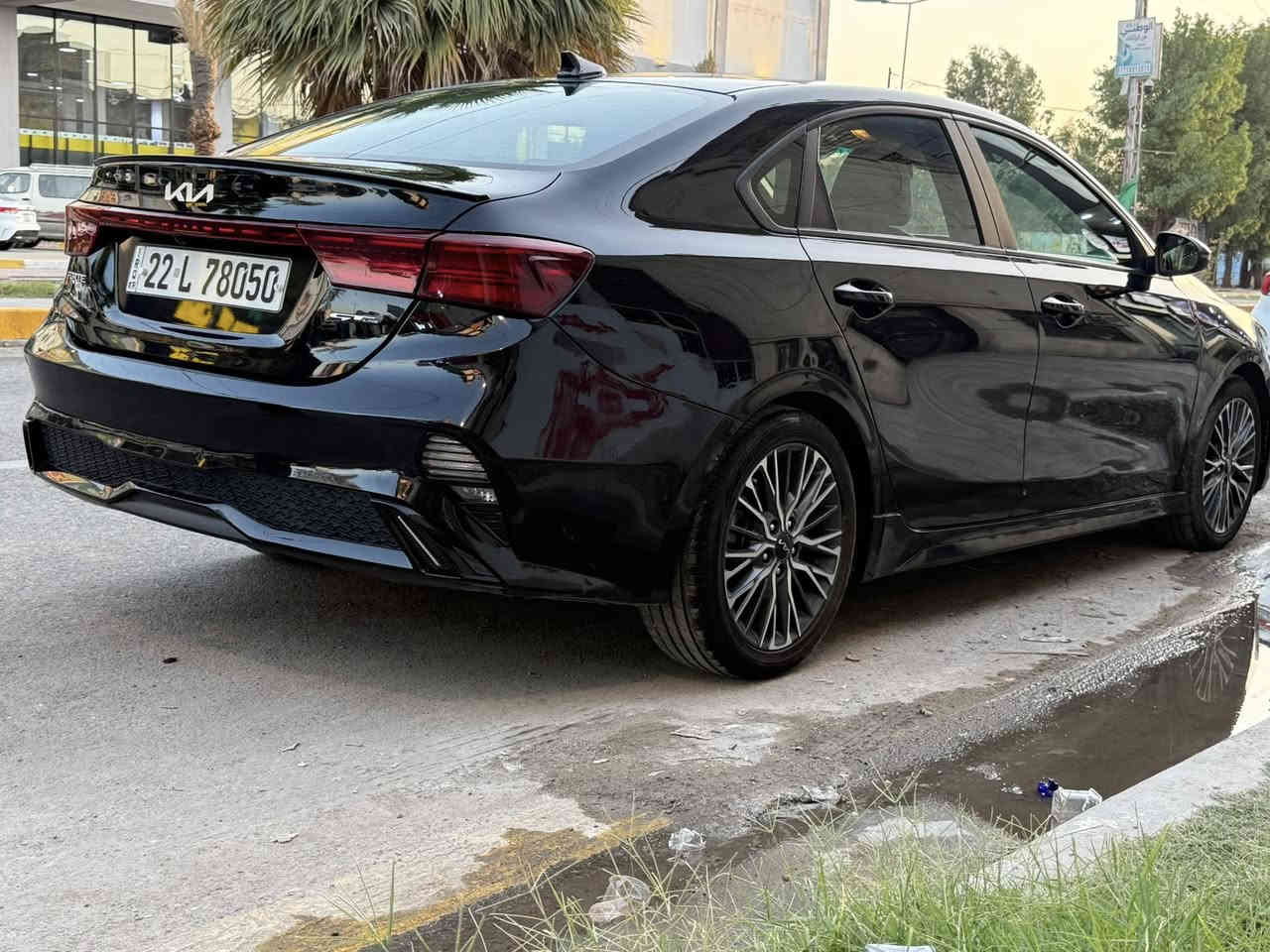 ‎  كيا فورتي جيتي لاين (Gt line) موديل 2022 جديد رقم اربيل السياره
‎تحويل للمشتري 100‎%‎ 
‎ حادثة جاملغ خلفي بارد + باب خلفي بارد + شوية بلبنيد     .... الباقي مكفول
‎تبريد وراديترات مروحه تبريد كلهن بلاديات بوضع الشركه - البراكيت الامامي بلادي
‎
نص مواصفات 
داخل اسود
تشغيل عن بعد
صندوق ذكي
استيرن D
‎محرك 2000 دوش
‎شاشة ايباد تدعم كار بلي
‎كامرا خلفيه دوارة 
‎رادار امامي - جانبي
‎مانع تصادم - تحديد مسار قيادة آليه
‎ كشنات جلد   
‎كروز سرعه  وتحكم استيرن جهتين
‎شاشة اعطال بدشبول 
‎انظمة قيادة 3 
‎وباقي المواصفات معروفه
‎ ***********  للتواصل واتساب او  سعرة 138 ورقه 
بغداد
