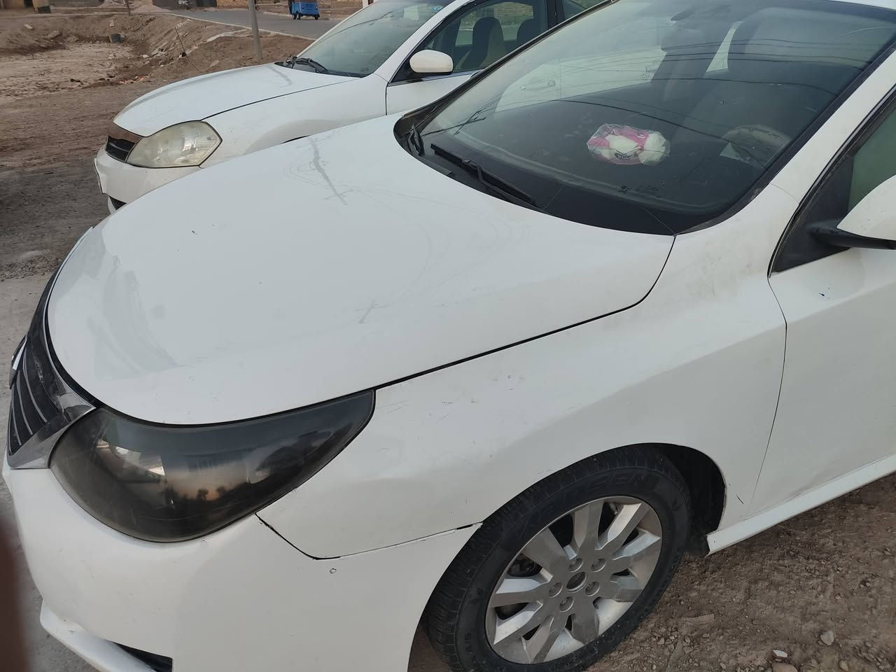 رينو ٢٠١٣ رقم واسط راعيها بالعمارة ومكانها بالعمارة سنوية لـ٢٠٢٩ بيها بنيد صبغ وبارد السعر ٦٥
***********
