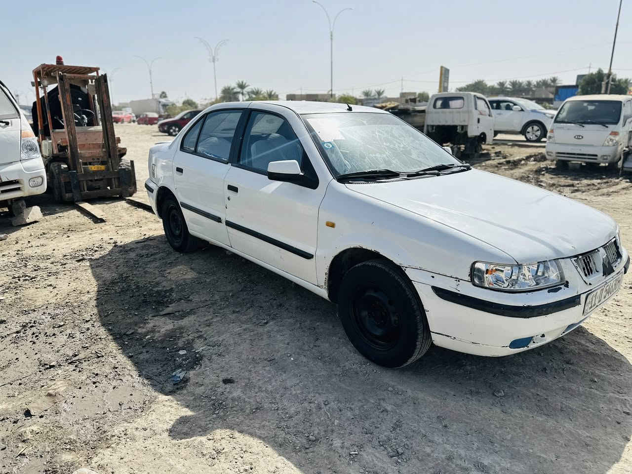 سمند 2010 بغداد  سنويه وهزه جديده
كير محرك مكفول 

بيه باب وجاملغ صبغ 
السياره مكانه بالحله 
سعره 33 وبيه مجال 
***********
