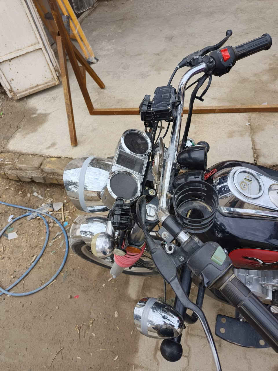 للبيع اوراق اصولي نضاف فول الفول 23 تعال وتدلل سعر مليونين و750 تعال وتدلل احل من لصوره وعلي المكان مشخاب ناحيه القادسيه 

الرقم ***********
