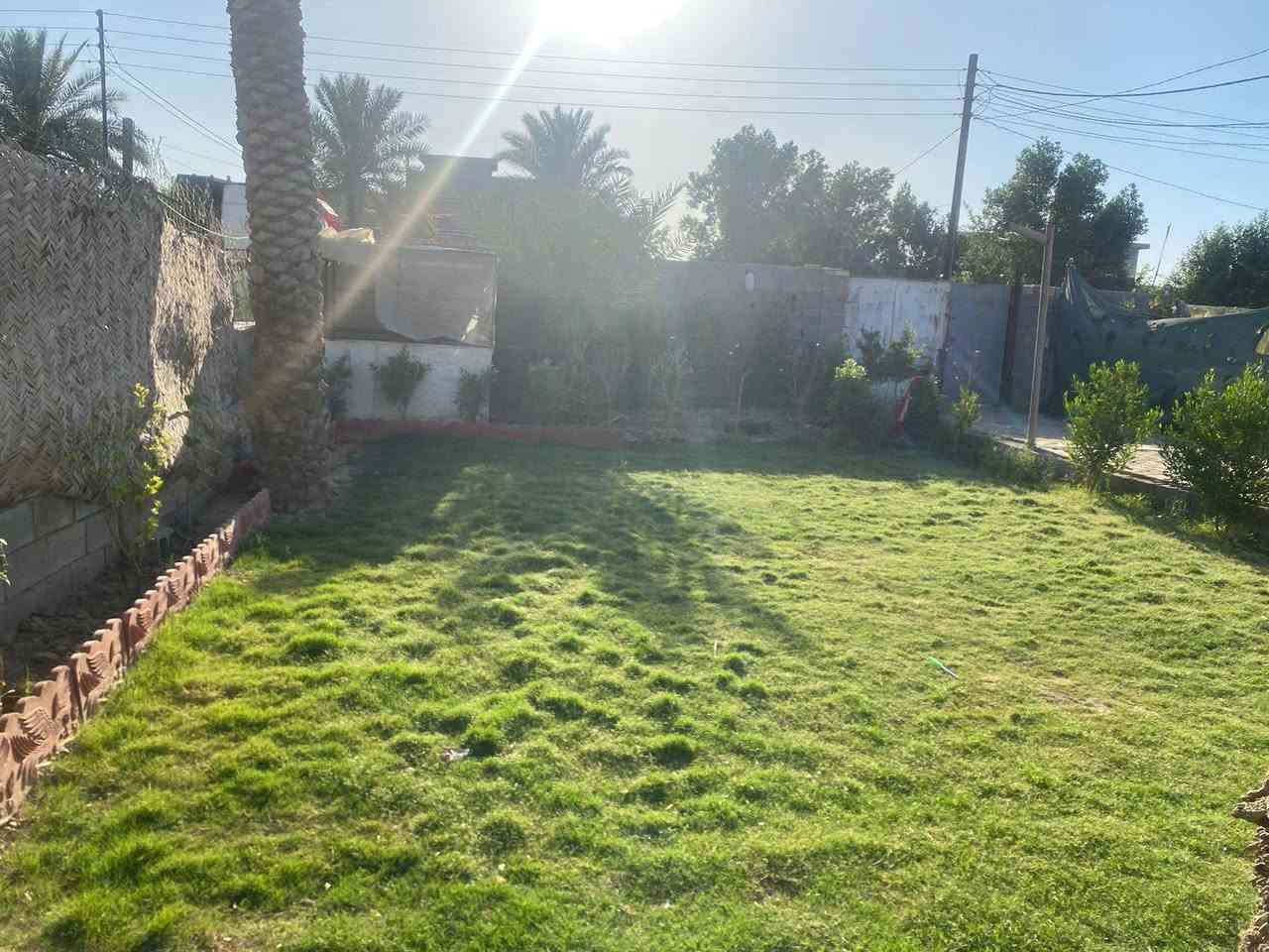 نصف دونم للبيع بغداد السياحي خلف مدرسه مسقط قرب قريه الجنابات سند35
يحتوي البيت ع غرف نوم عدد 2 وحده ماستر ومطبخ حار وبارد
وصاله 8في4 ومسبح خلف البيت3في6قيد الانشاء البيت بي نقص استقبال ودرج فقط بناء2023
السعر 110هاتف***********
