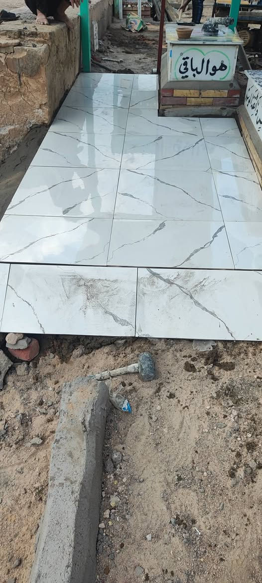 السلام عليكم خلفه،بناء،وبورك وسراميك  ولبخ،جص وسمنت،في النجف ،متواجد وتساب،ونتصال،***********
