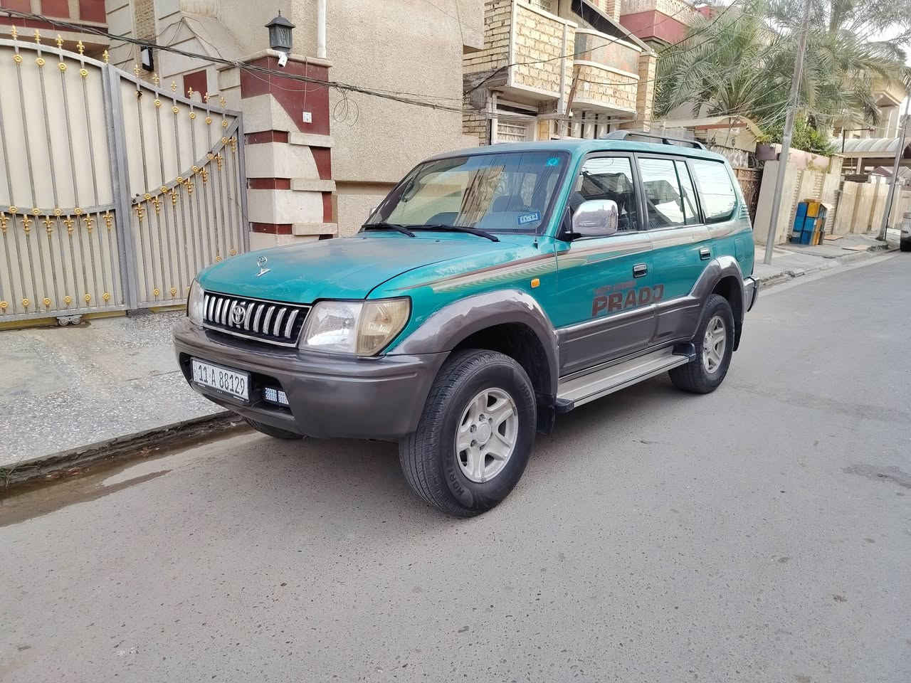 لاندكروز أبرادو موديل 97 محرك وكير اوتو وتبريد بحاله جيد جدا السعر 85 مكان بغداد ***********رقم بغداد وبسمي
