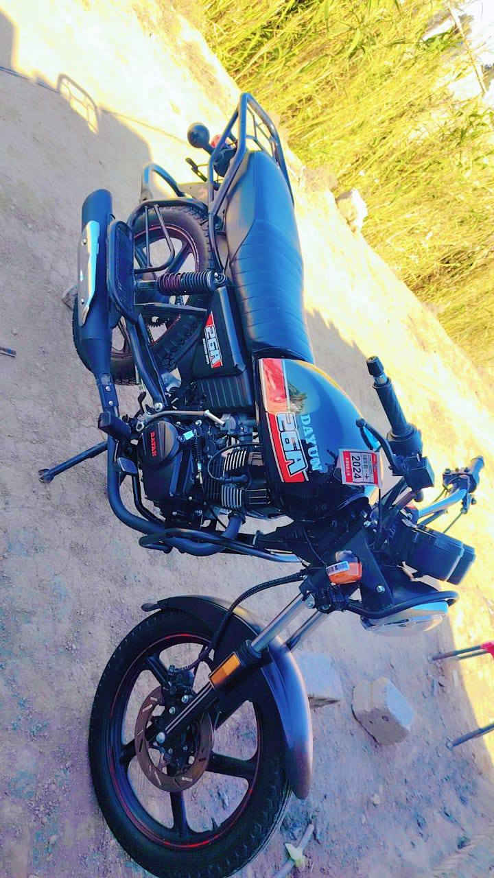 يا الله سلام عليكم دراجه للبيع دايون موديل ٢٣مكفوله كفالة عامه دراجه خير من الله بليته ٢٣ أوراق كامله مال وكيل شرط انضف من الصوره كهربايات كلها شغاله بشرط انضف من الصوره بعدها زيرو السعر ***********
