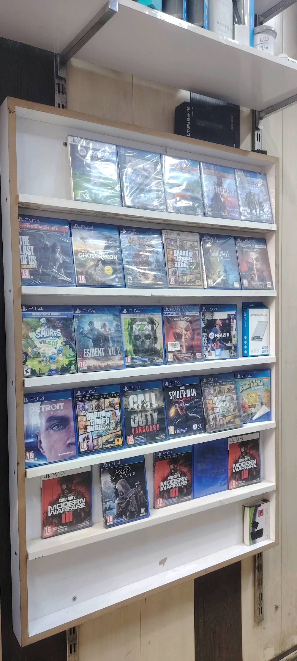 سلام عليكم متوفر كل بليات جوستكات أغراض أقراص داخل الجزائر تواصل رقم واتساب 