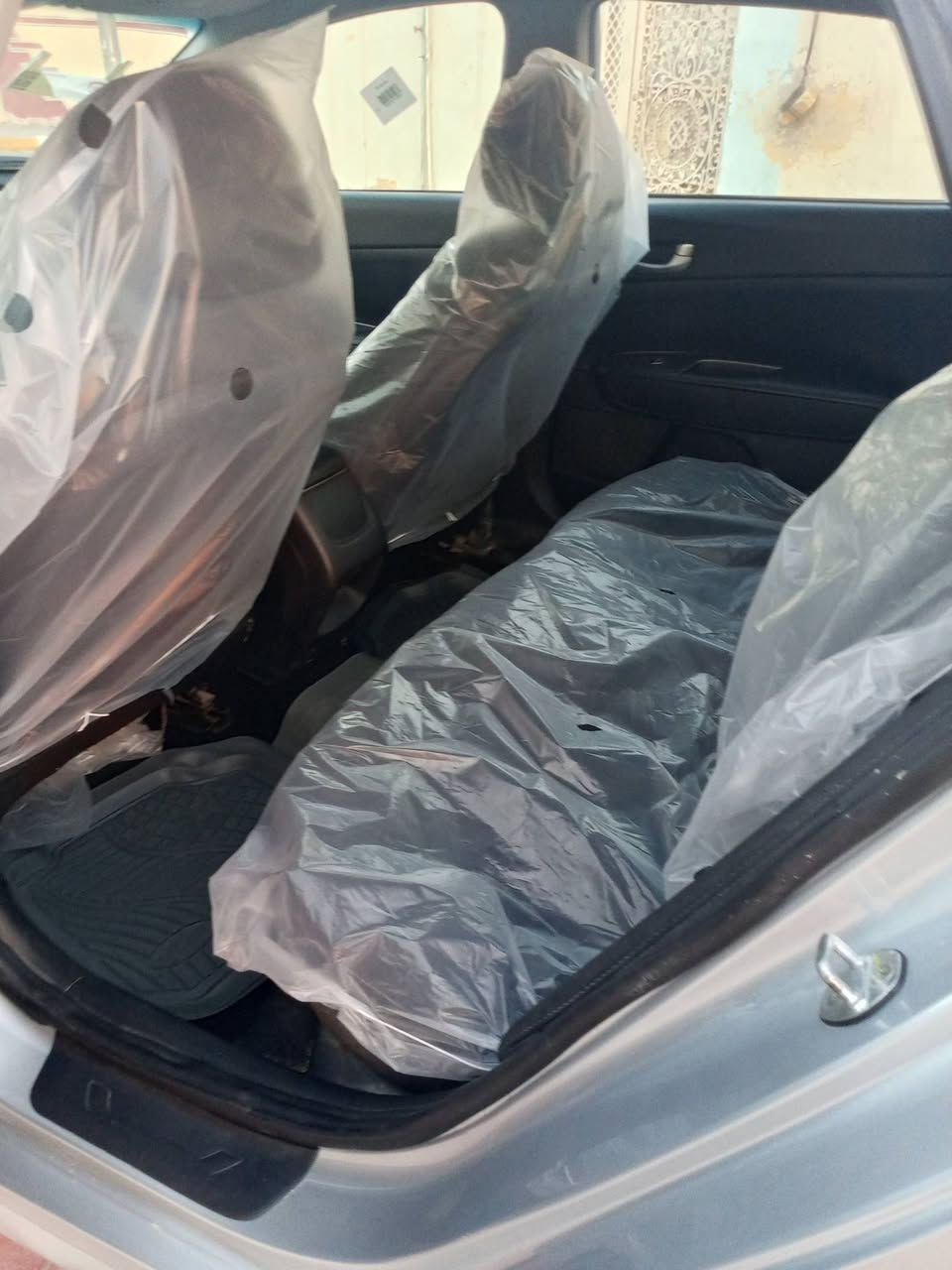 السلام عليكم اوبتمه 2019 لون رصاصي ماشيه 100 الف حادثه بس بنيد فقط السونار مرفق بلمنشور رقم شمالي جاهزه تخم تاير حداديه تبريد مكينه 2400 بدون دوانز اتريد تحويل اتريد وكاله شاشه جبيره كامره عل بك تحكم استيرن السعر 128 وبيه مجال الاستفسار ***********
