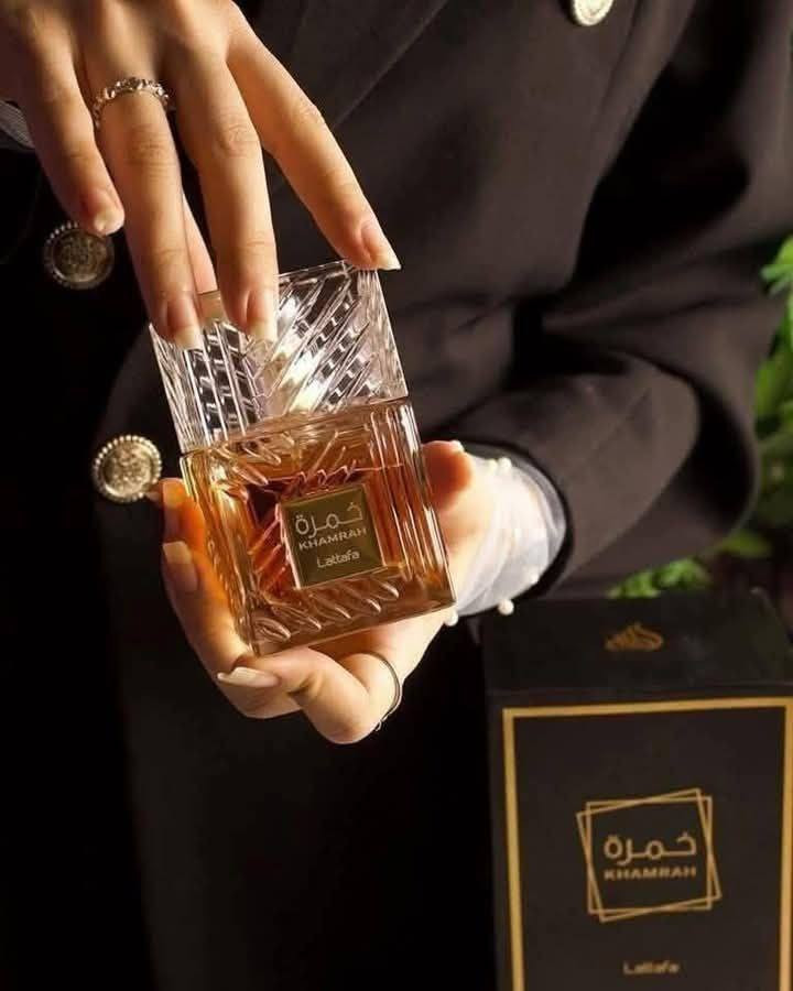 ✨ عطر خمرة  ✨
عطر الترند اللي فعلاً يستحق الضجة 🔥💯
فخامة، ثبات، وفوحان يخليك تترك أثر ما يُنسى 👑
🧡 عطر شرقي أنيق من دار لطافة
🧡 مناسب للجنسين
🧡 رائحة مخملية فخمة ومميزة
🧡 ثبات قوي يدوم لساعات طويلة
🌋 مزيج راقي من العنبر والفانيليا والأخشاب
مع لمسة البراندي والتونكا وجوزة الطيب 🍂
💥 عطر كلاسيكي غامض لعشاق التميز

📩 راسلنا الآن للحجز قبل النفاد .


**إذا كنت صاحب هذا الإعلان وتريد حذفه لأي سبب، رجاءا أرسل رسالة إلى الدعم الفني**