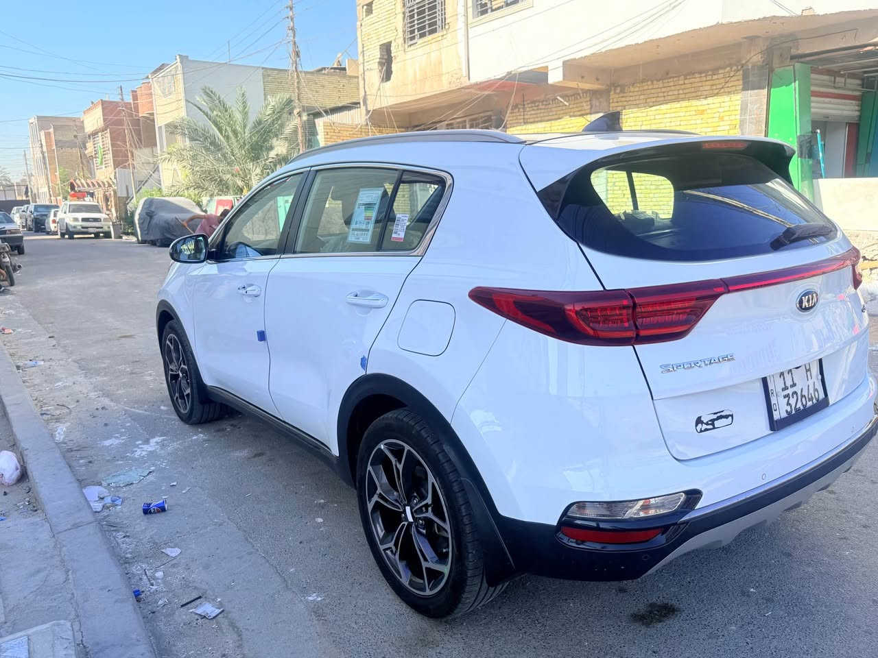 السلام عليكم
سبورتج جيتي لاين 2020خليجي مكفولة كفاله عامه
مواصفاتها
بصمه 
بانوراما
شاحن وايرليس 
كشناات كهرباء 
كشنات جلد
حساسات اماميه خلفيه 
سايد بريك بصمه
جنطه كهرباء
رقم بغداد دولي
السعر 208 وبيها مجال بسيط
للاستفسار الاتصال 
*********** بغداد, العراق
