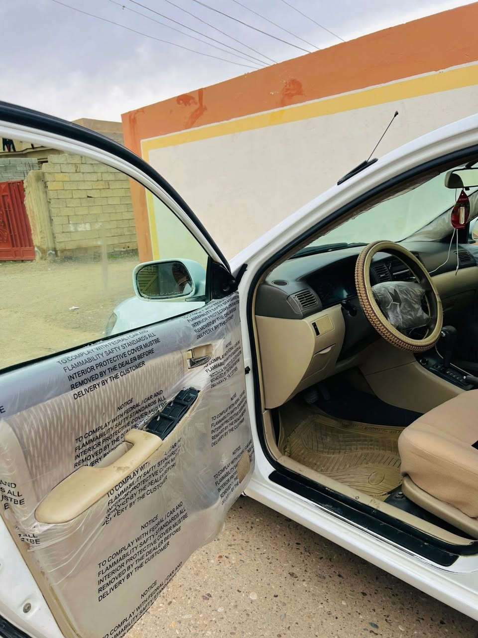 السلام عليكم 
كورلا بيكاتشو موديل 2006 بلادي كير محرك صدر امامي خلفي شرط ضرر باب السايق بي نص قطعة ولباب الخلفي نص قطعة ولباقي مكفول شرط سياره حيل حلوه مال جناي رقم بغداد باسمنه سنويه ل28 ماناقصها برقي 
السعر 95 وبيها مجال يرهم مراوس حسب القناعه  العنوان صلاح الدين بيجي للأتصال ***********
