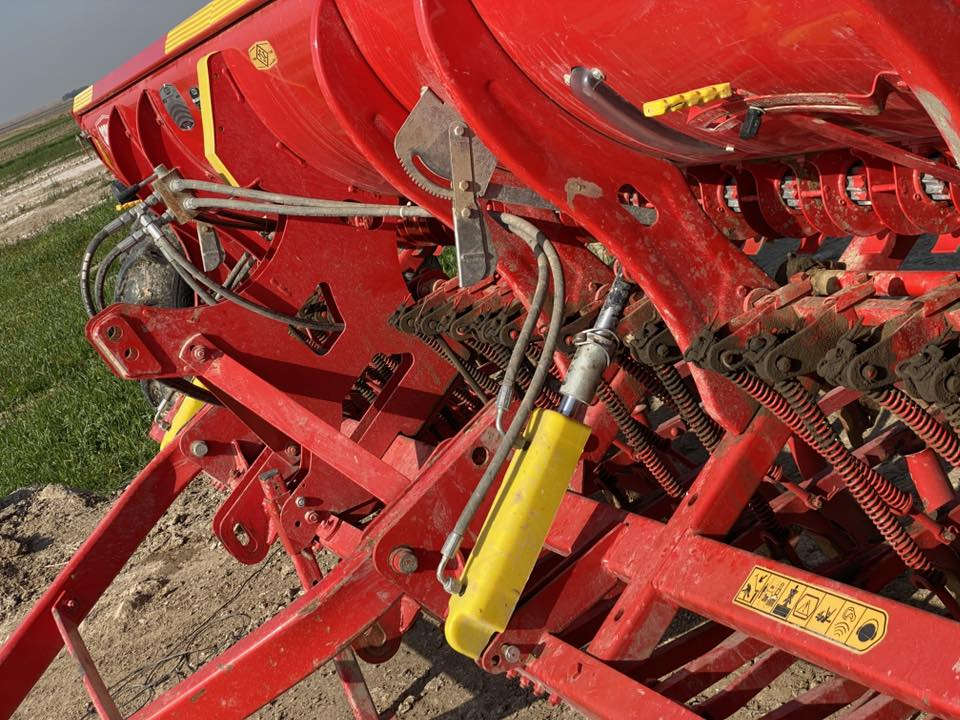 سلام عليكم لبيع شاتوله 
مكفوله كفاله عامه 
نضافه 100/100 
موديل (٢٤)
الحجم (٢٤)

*********** 
 ***********
