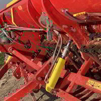 لبيع شاتوله  مكفوله كفاله عامه  نضافه 100/100  موديل (٢٤) الحجم (٢٤)  ...