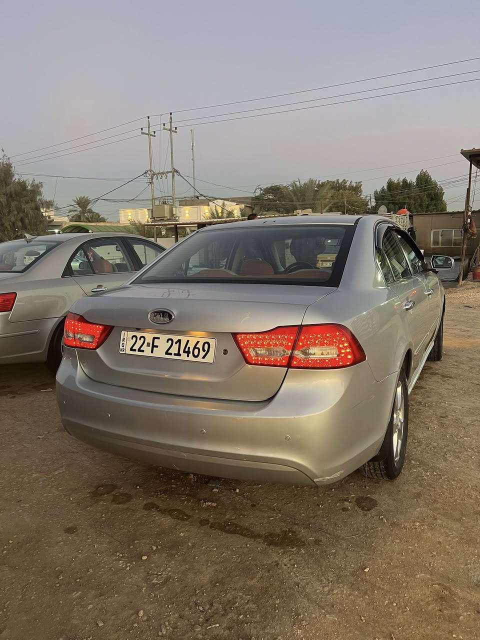 سلام عليكم لوتز  موديل 10 كفاله عامه عدا البنيد مبدل نفس الون شبر باب الوره الصدر مكينه كير خير من الله كشن جلد تدفئه كشنات سعر 105 وبيها مجال قليل اي استفسار اتصل بيك خير وتدلل***********
