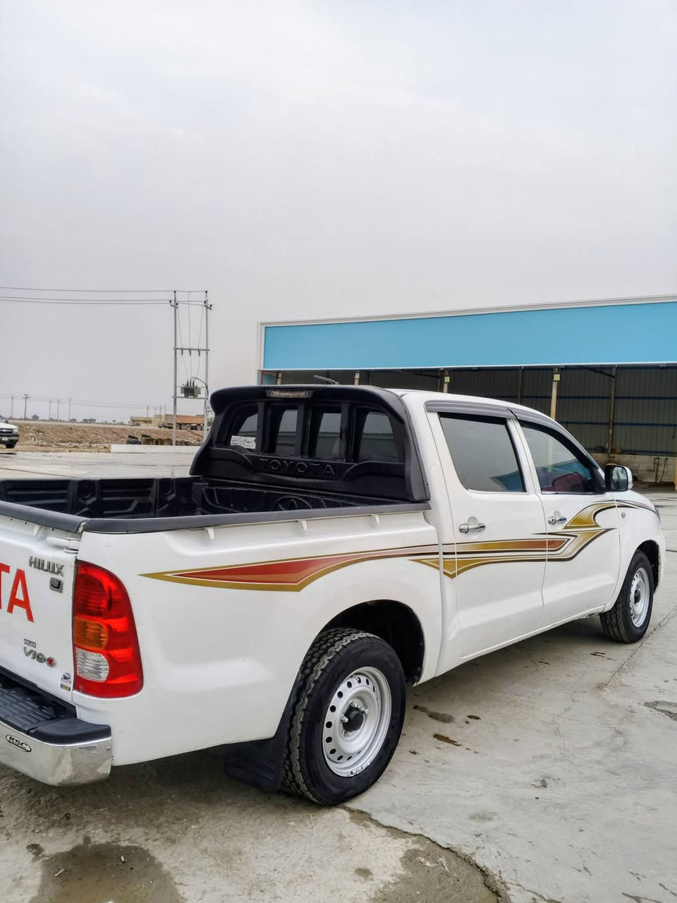 سلام عليكم للبيع فلاونزه 2006 مكفوله كير ومحرك مكفولات حداده وتايرات جدد تبريد تدفئه كهربائيات شغاله رقم بصره مشروع وطني دولي السعر 120 وبيه مجال الشراي يتصل ‏‪***********‬‏ مكلف بنشر
