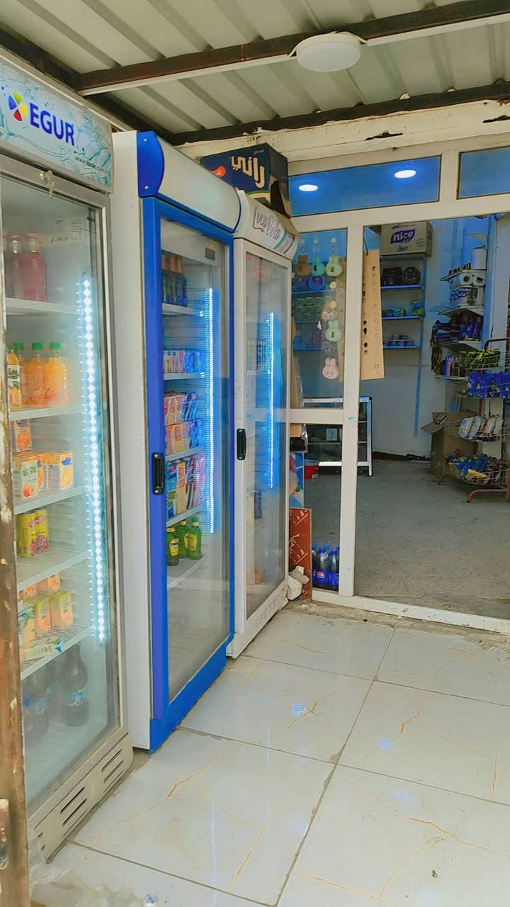 اسواق للبيع البلديات نهاية شارع المصرف ***********
