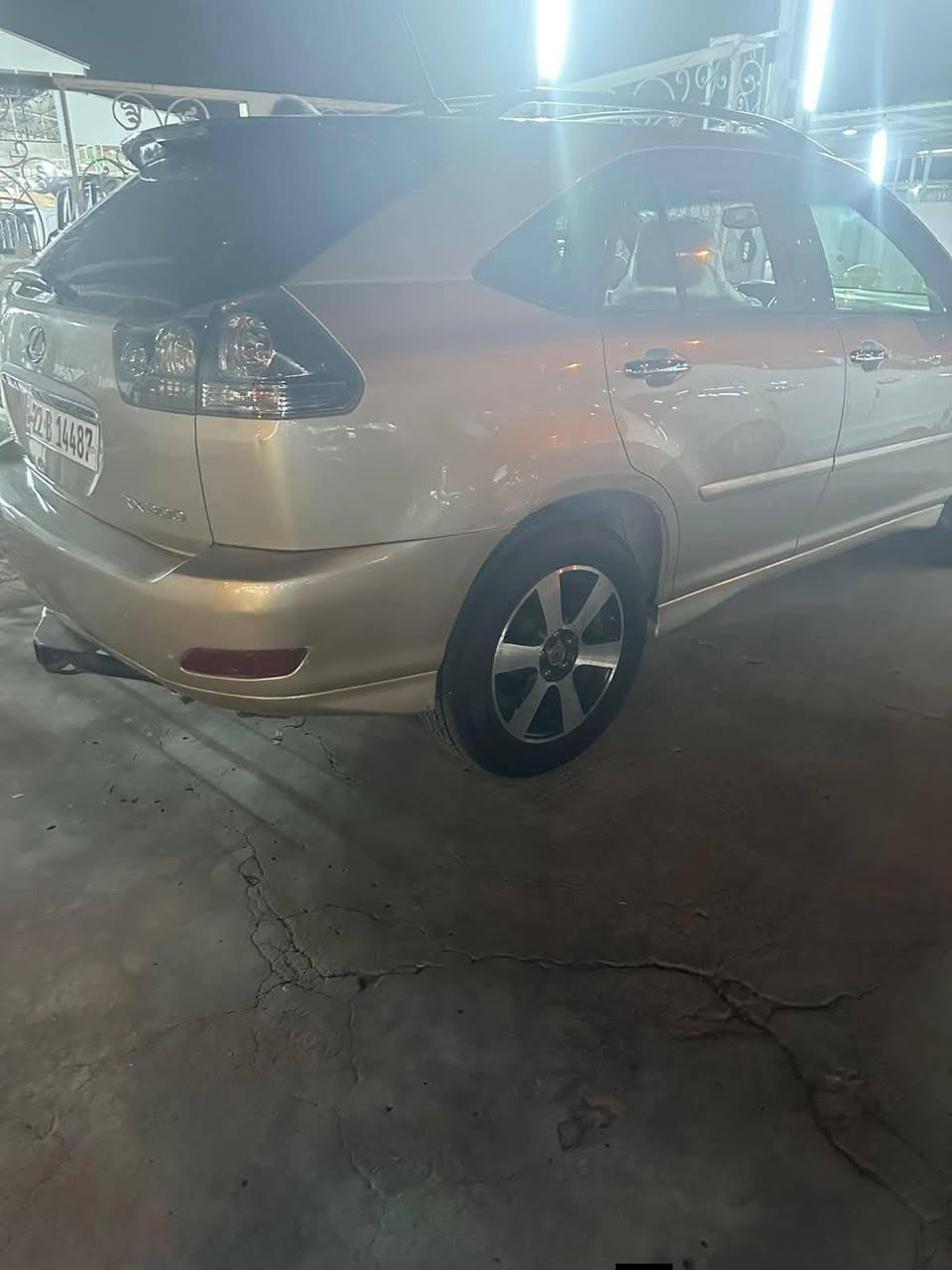 لكزس 2005 RX خليجي
بدون حادث بدون صبغ بيها بارد بسيط بالباب عكس السايق تحكم ستيرن تبريد قطعتين كشنات جلد وتحكم كهرباء وتدفئه وتبريد بالكشن تايرات تخم جديد ويل كب كروم تبريد شغال سياره جدا نضيفه وكلشي بيها شغال السعر120وبيهه مجال ***********بي وتساب
