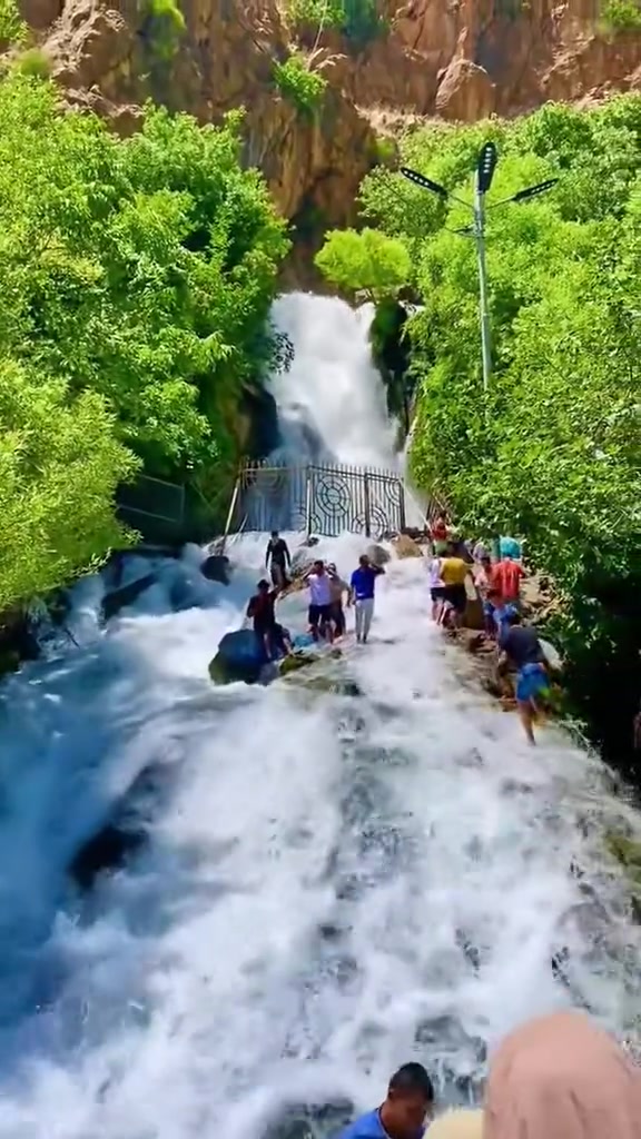 🔥 عيد الأضحى غير ويانة 🔥
مع شركة يلا نسافر⁠�
🚌 رحلات سياحية يومية إلى أجمل مصايف السليمانية وكردستان
✨ إذا تريد تغير جو وتعيش أحلى أجواء العيد
إحجز ويانة وخلي السفره علينا 😍
📍 برامجنا تشمل: 🏞️ Sulaymaniyah
🌊 Dukan Lake
🌿 Halabja + نورلي
⛰️ أحمد آوى
🌲 بيارة هورامان
⛺ جزيرة الخيول
🎡 شقلاوة وأربيل
🎶 DJ وموسيقى
🔥 قعدة نار وتخييم
🍖 شواء وأجواء ولا أروع
☕ أراكيل
📸 تصوير مجاني
🚌 باصات VIP حديثة ومكيفة
💺 راحة وأمان طوال الطريق
💰 أسعار تبدأ من 10,000 دينار فقط
👶 الأطفال تحت 6 سنوات مجاناً
📞 للحجز والاستفسار: ***********
***********
✨ الأماكن محدودة… إحجز قبل الزحمة ✨
