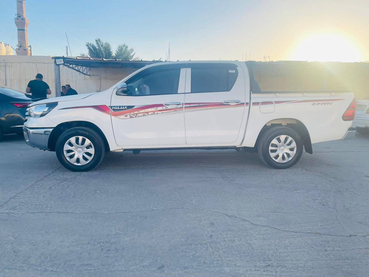 السلام عليكم
للبيع تيوتا هايلوكس2025زيروو رقم اربيل تحويل مباشر 
سعرها268وبيها مجال
العنوان/الانبار/حديثه
للاستفسار***********
