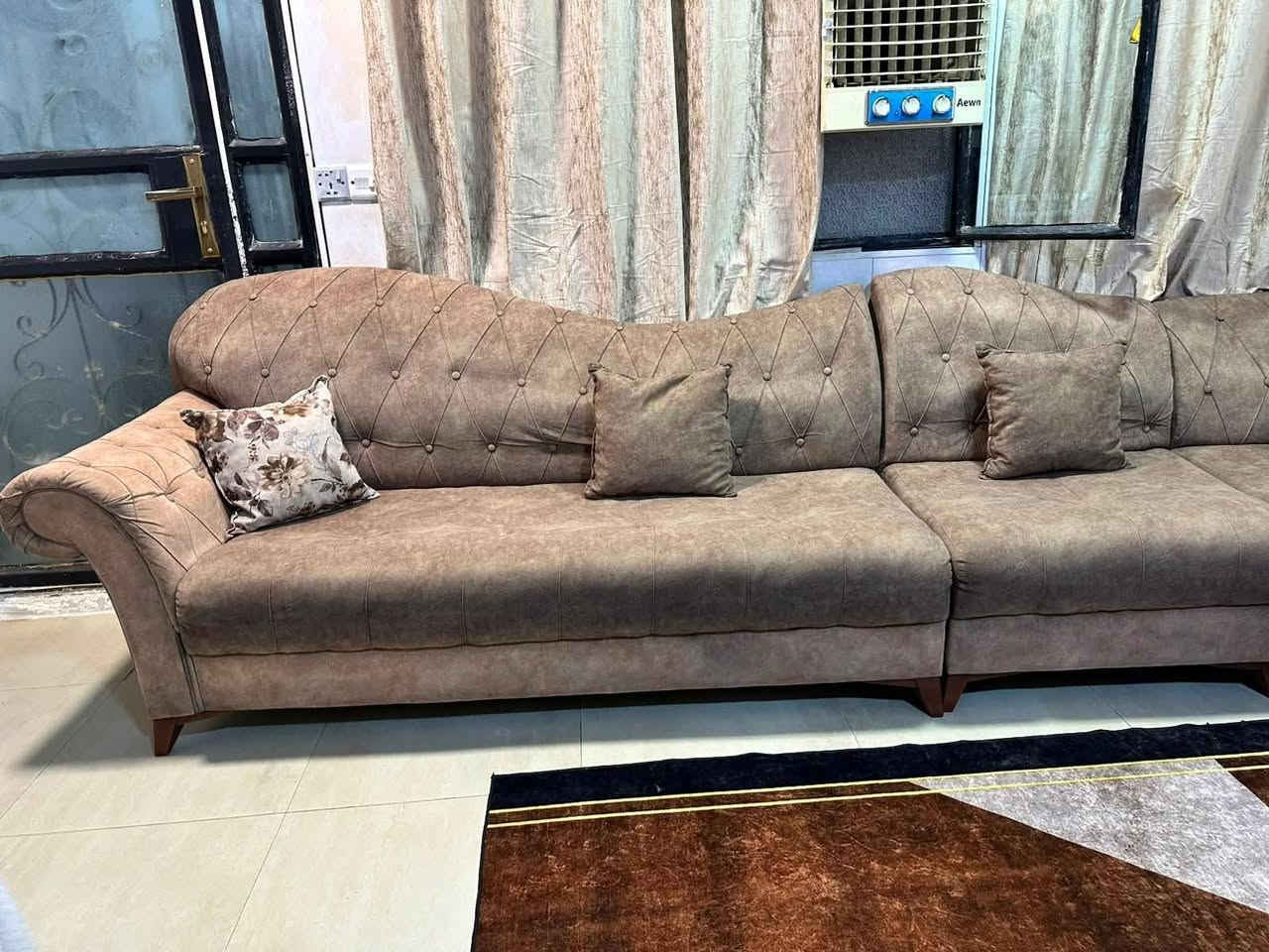 السلام عليكم عندي تخم ديوان ١٠ مقاعد ضرر بس باليده مثل ما موضح بالصوره الباقي مابي شي ابد رايدي ب ٢٠٠وبي مجال العنوان الدوره حي المعلمين


**إذا كنت صاحب هذا الإعلان وتريد حذفه لأي سبب، رجاءا أرسل رسالة إلى الدعم الفني**