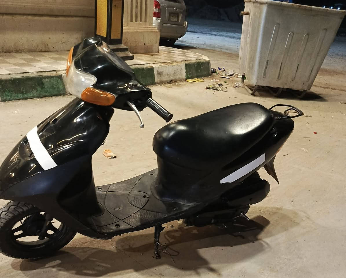 السلام عليكم دراجه للبيع نضيفه وحلوه مكينته ناعمه سع250وبيه مجال اتصل ‏‏‪***********‬‏
