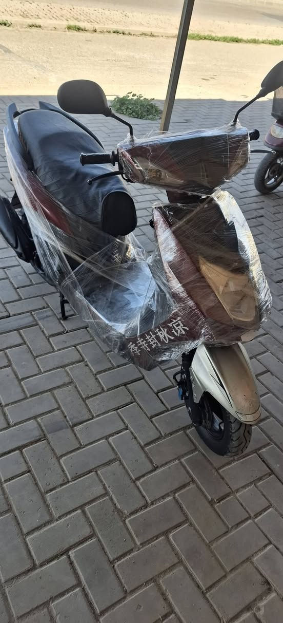 سكنس نضافه ٨٠بل ١٠٠ مجفت جديد كلشي شغال محرك بلشرط تايرات بس الكفر بلطارف شويه مكسور تايراته جدد عنوان كركوك دوميزالسعر٣٥٠وبيه مجال  شراي اتصل*********** شاصي بلشرط
