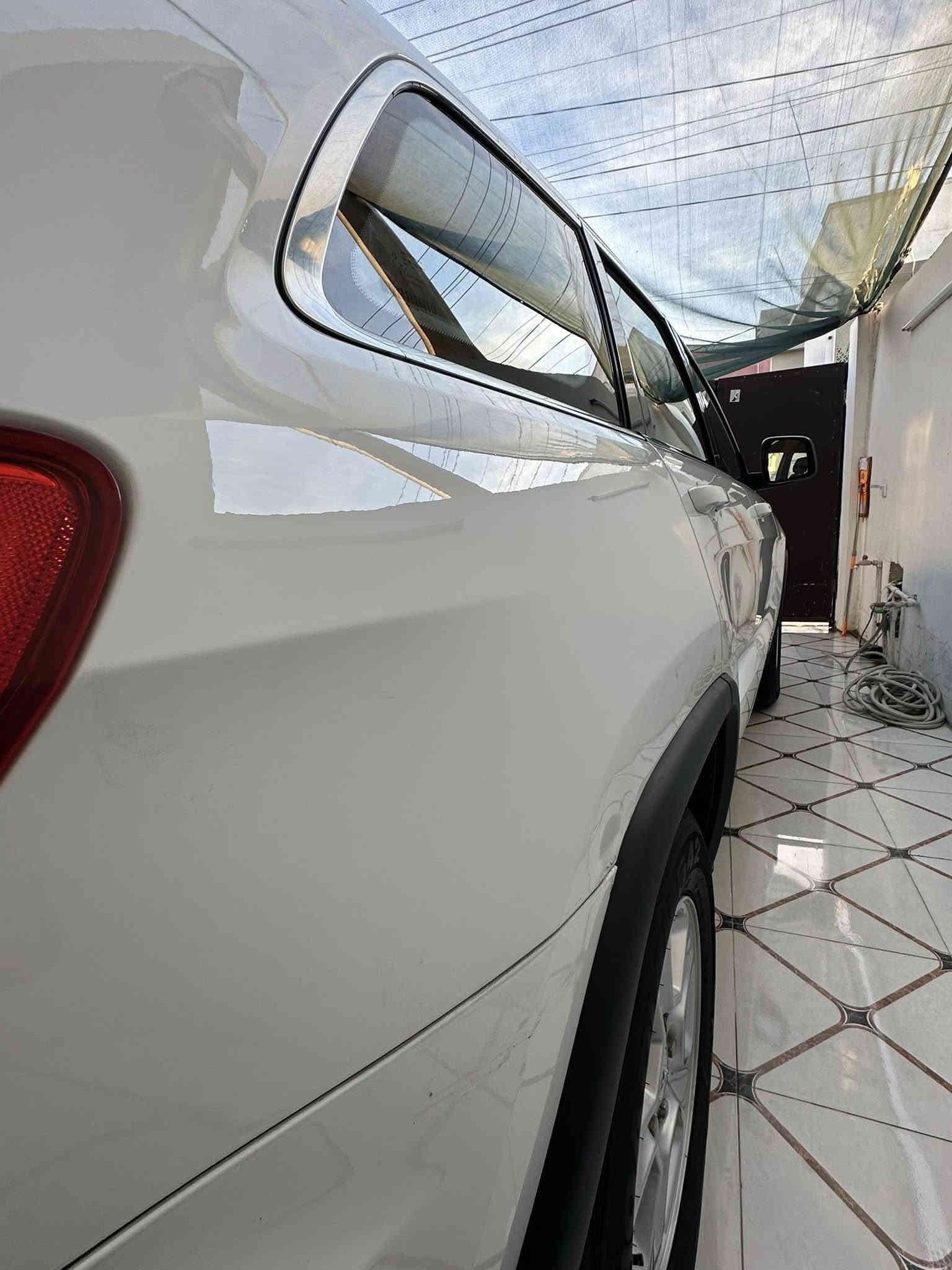 اسعد الله اوقاتكم بالف خير متابعينا الكرام  جيب  لاريدو  محرك 3600 ستة سلندر موديل 2015 رقم دهوك انكليزي  سنوية مجدد والهزة جديدة ماشية  110 ميل ومحرك ممفتوح سيارة جديدة بمعنى الكلمة مابيها لاصبغ ولابارد حتى السونار موجود سعرة  225 ورقة بي مجال بسيط للشراي مال حك جية تيجي يمي عين غطة عين افراش اخدمك شراي يخابرني بيك خير او تدلل
***********
