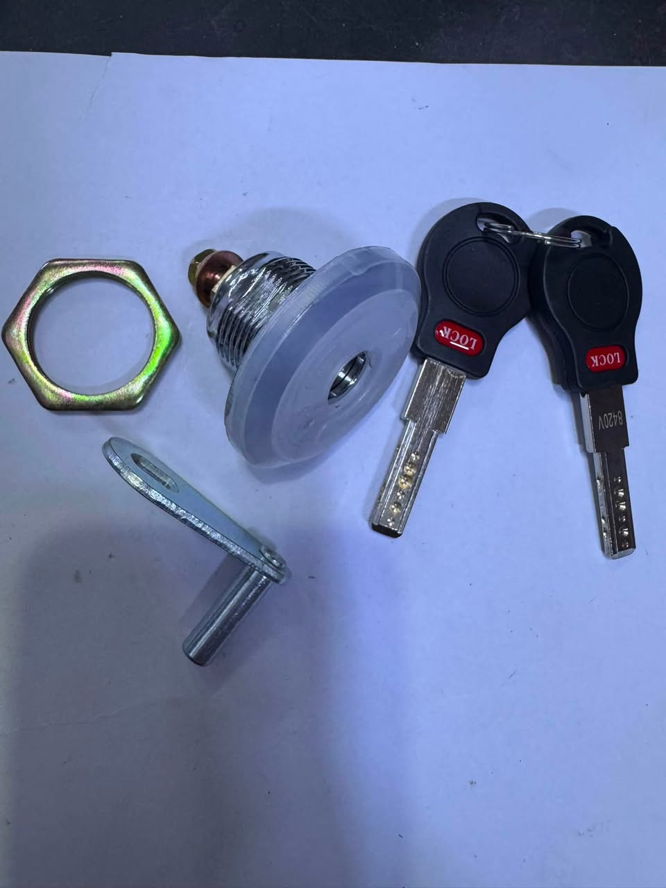 -أنواع كيلونات قاصات وجوزات القاصات 
-
🔑 حارث البغدادي للمفاتيح والريمونتات  ومكائن قص المفاتيح
✅ البيع بالجملة والمفرد
أسعار مناسبة وجودة مضمونة وخدمة توصيل سريعة.
للاستفسار❗️❗️وتساب
(0770451289)
العنوان ❗️❗️بغداد شارع الرشيد مقابل سوق الصفافير


**إذا كنت صاحب هذا الإعلان وتريد حذفه لأي سبب، رجاءا أرسل رسالة إلى الدعم الفني**