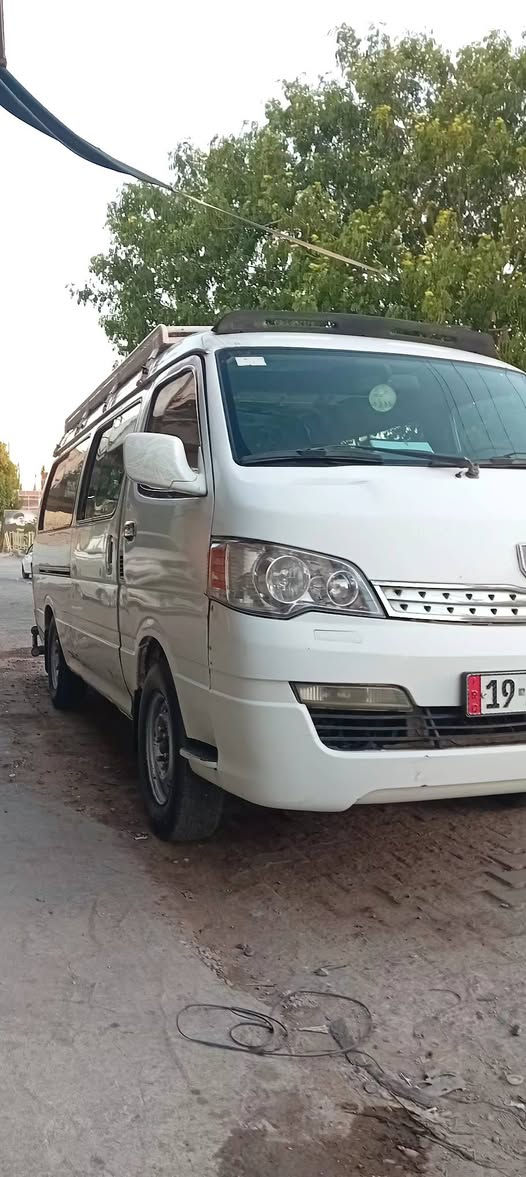السلام عليكم  جنبي H1موديل 2014
رقم كربلاء دولي بسمي شرط التحويل 
سعر 78وبيها مجال بسيط حك الجية 
محرك ياباني تو واي وكير واكسل كفاله عامه 
كهربائيه كامله مكفوله 
تخم تاير نظافه 80%
منظومه غاز 60لتر حكومي 
رقم التلفون 
***********
